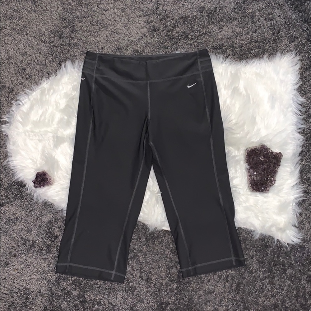 Sold on merc Nike Dri-fit Crop Leggings